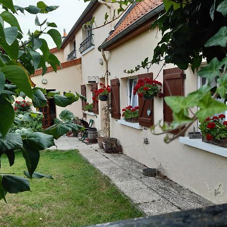 Les Alouettes B&B Hardecourt-aux-Bois Экстерьер фото