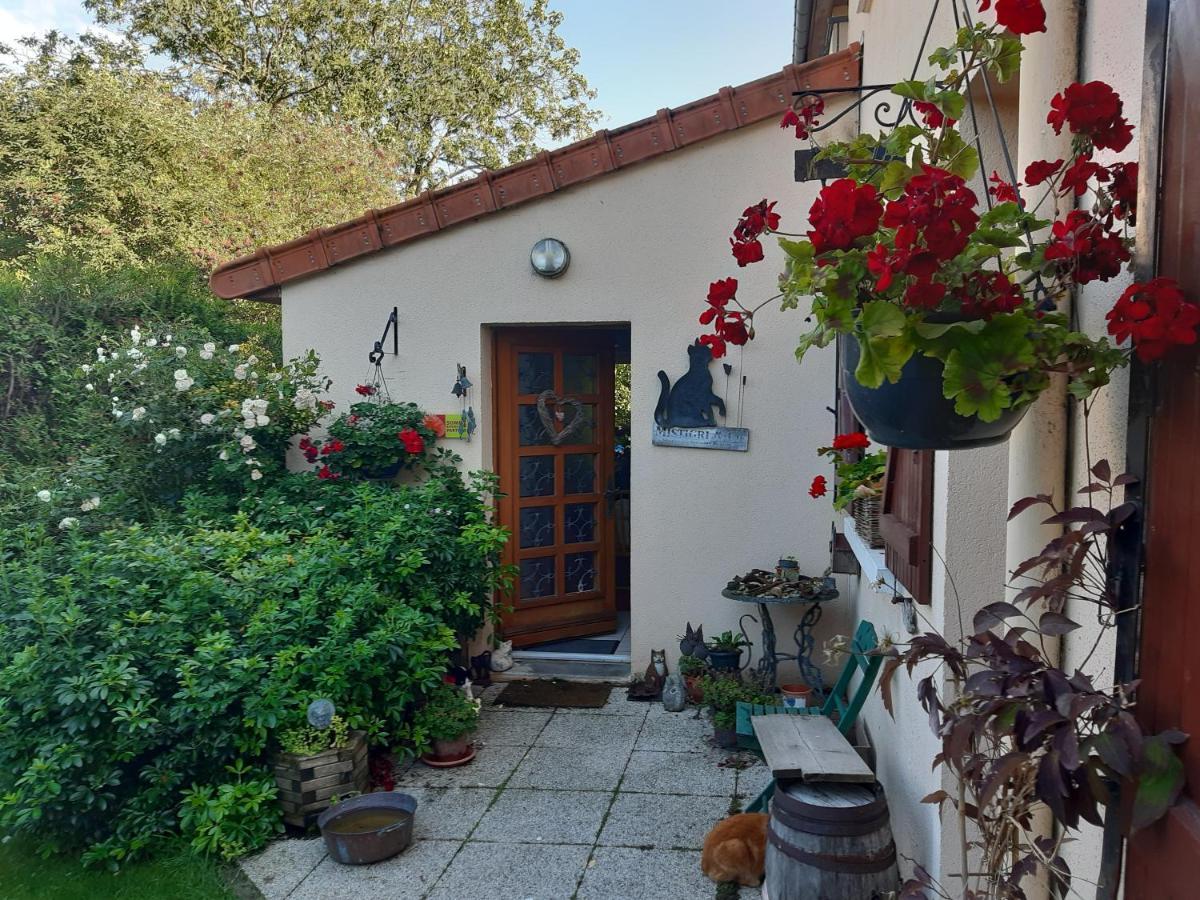 Les Alouettes B&B Hardecourt-aux-Bois Экстерьер фото